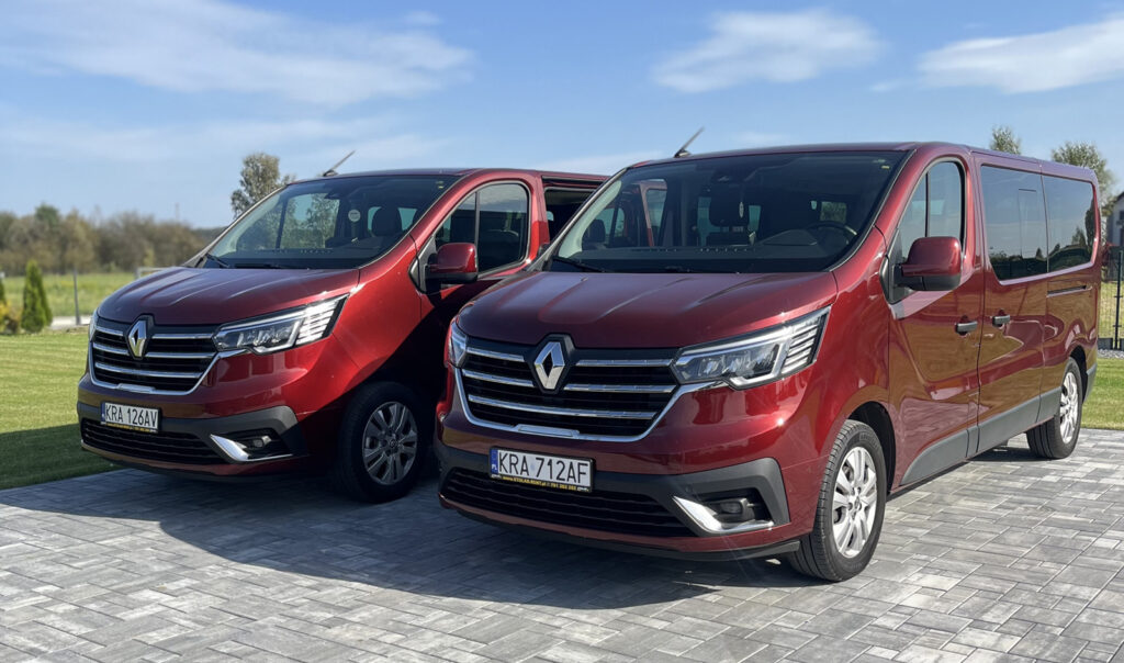 Bus 9 osobowy na wynajem Renault Traffic