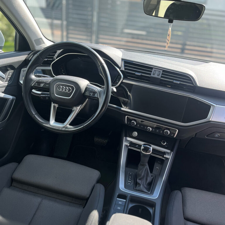 Audi_Q3_3